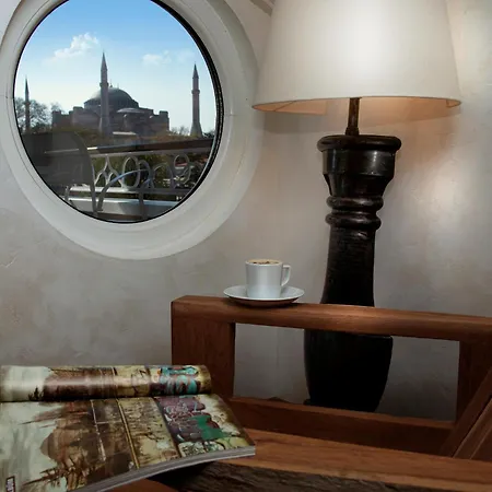 Hypnos Design Hotel 4*