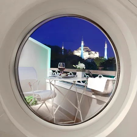 Hypnos Design Hotel 4*