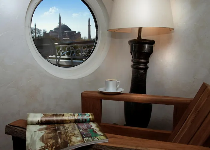 Hypnos Design Hotel 4*