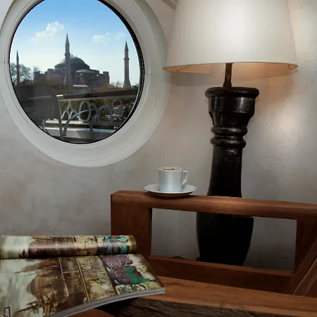 Hypnos Design Hotel 4*