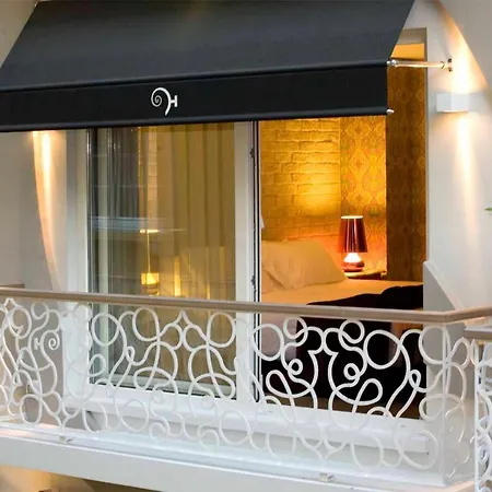 Hotel Hypnos Design 4*